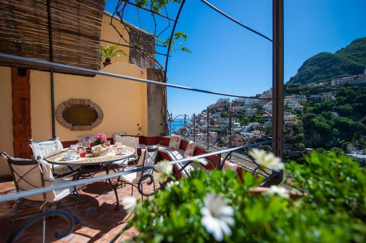 Casa Giulia - Sophisticated Apartment With View Positano Esterno foto