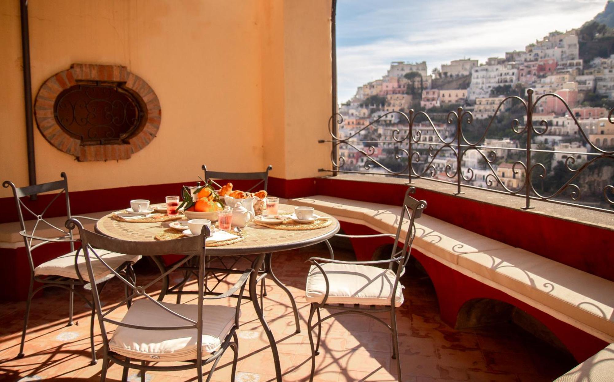 Casa Giulia - Sophisticated Apartment With View Positano Esterno foto